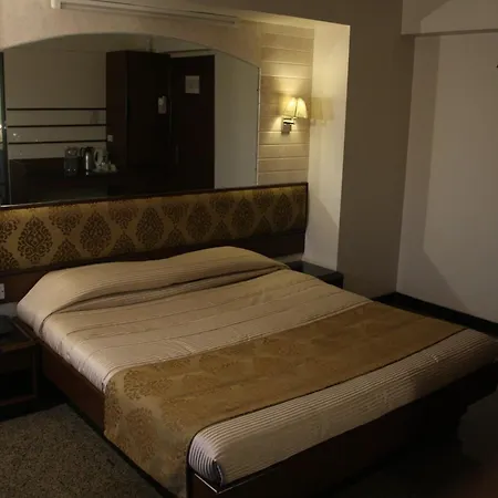 Karl Residency 3*