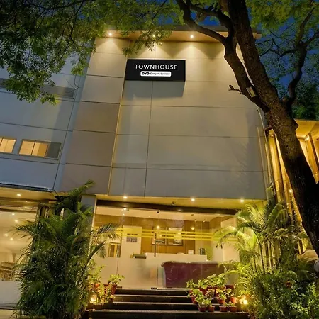 Hotel Townhouse Andheri Sakinaka Metro Formerly Mumbai
