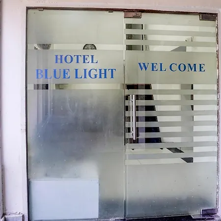 Fabhotel Blue Light 3*