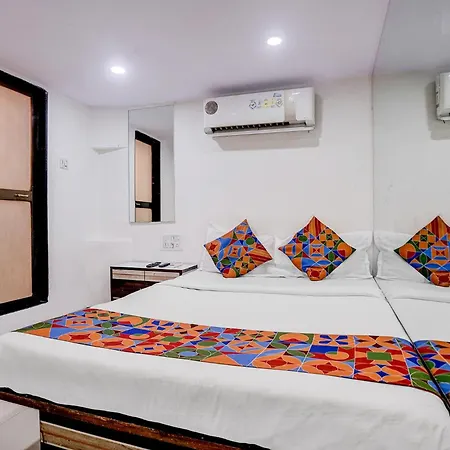 Fabhotel Blue Light 3* Mumbai