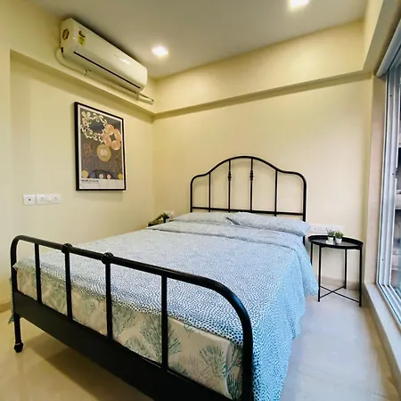 Apartment Connekthomes - Modern2Bed-Bandraarea *