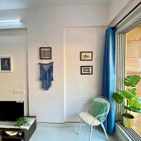 Apartment Connekthomes - Angel Views, Chapel Road, Bandra West Mumbai