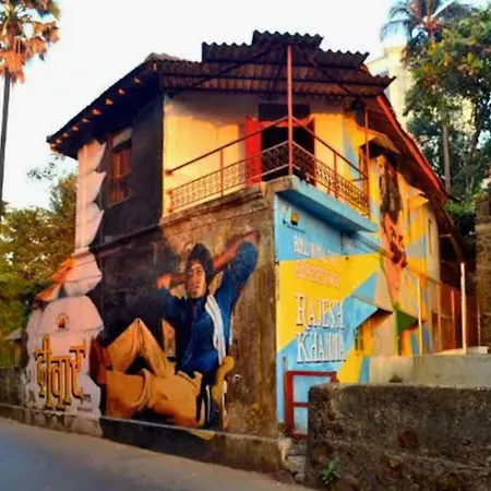 Connekthomes - Angel Views, Chapel Road, Bandra West * Mumbai