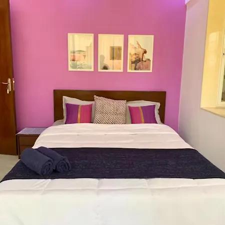 Mon Desire 1, Perry Cross Rd, Bandra West By Connekt Homes Apartment *