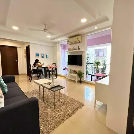Sterling 102, Off Carter Road, Bandra West By Connekt Homes