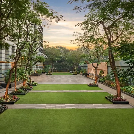 Grand Hyatt And Residences Hotel 5*
