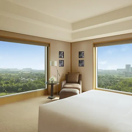 Hotel Grand Hyatt And Residences 5*