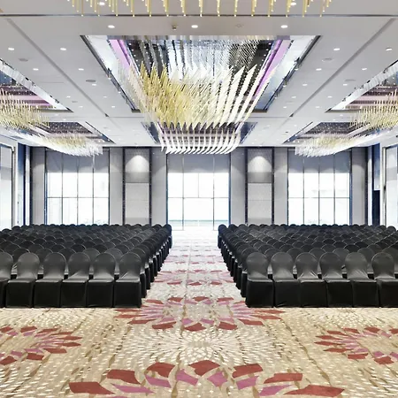 Hotel Jw Marriott Sahar Airport 5*