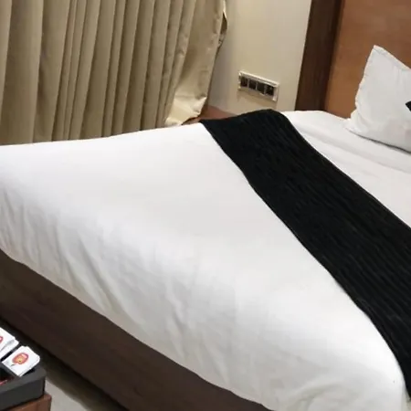 Shine Hospitality Residency *