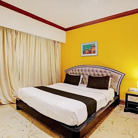 Townhouse Royal Palms - Lily Collection 4* Mumbai