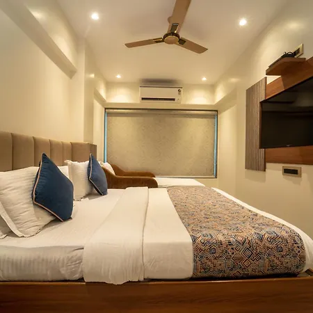 Hotel Kalpana Palace,