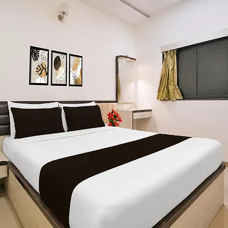 Collection O Kurla Bkc Formerly Golden Tuipz Mumbai