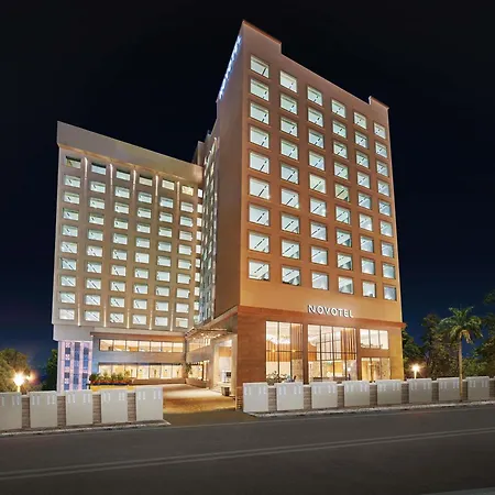 Novotel International Airport 5*