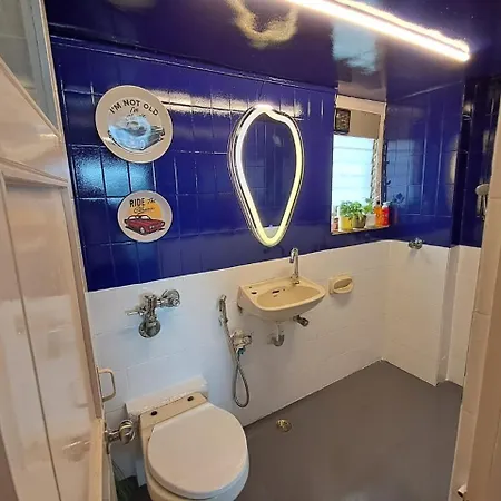 Elite 1 - 65'tv, Netflix&chill, Luxury 2bhk * Mumbai