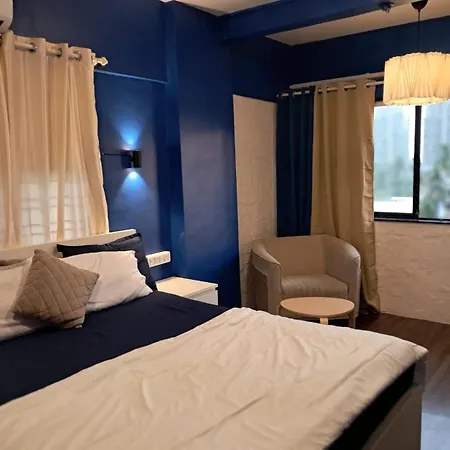 Elite 1 - 65'tv, Netflix&chill, Luxury 2bhk *