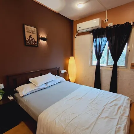Elite 1 - 65'tv, Netflix&chill, Luxury 2bhk *