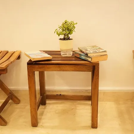 Apartment Bonjour Bandra Cozy And Chic Retreat Off Carter Rd Mumbai