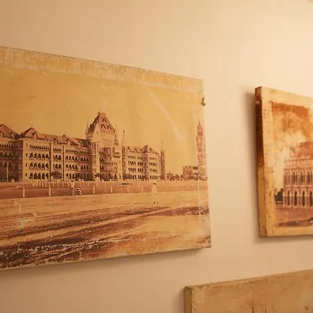 Bonjour Bandra Cozy And Chic Retreat Off Carter Rd Apartment *