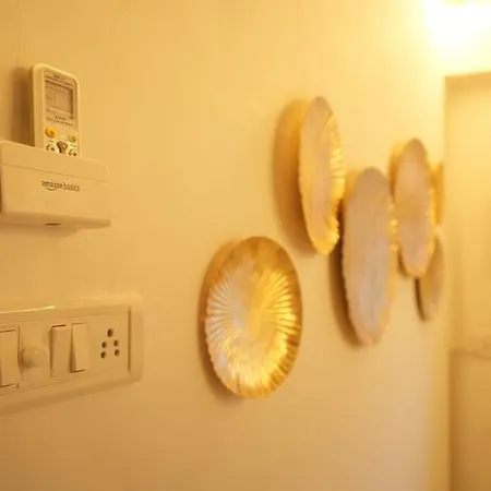 Bonjour Bandra Cozy And Chic Retreat Off Carter Rd Apartment Mumbai