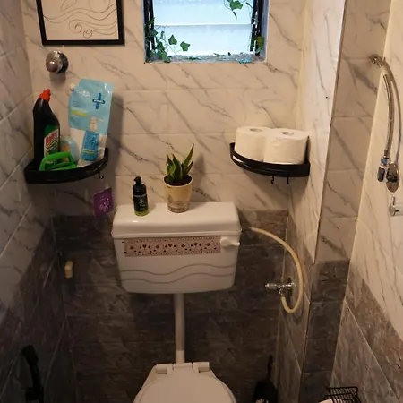 Bonjour Bandra Cozy And Chic Retreat Off Carter Rd Apartment Mumbai