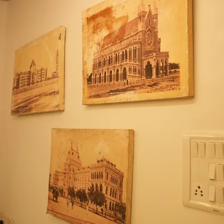 Apartment Bonjour Bandra Cozy And Chic Retreat Off Carter Rd