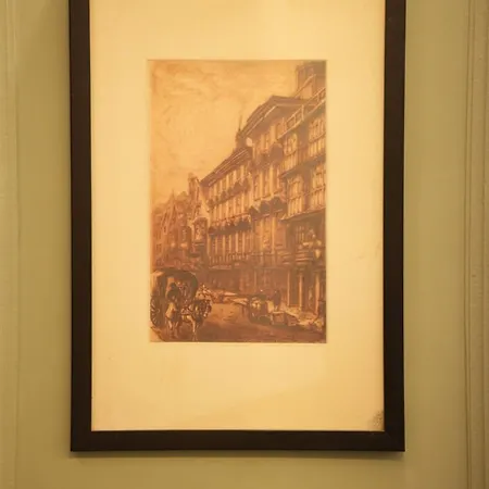 Bonjour Bandra Cozy And Chic Retreat Off Carter Rd Apartment