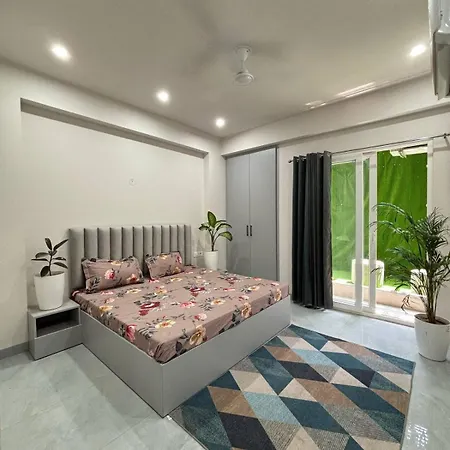 Laxmi Raheja Prabha Apartment