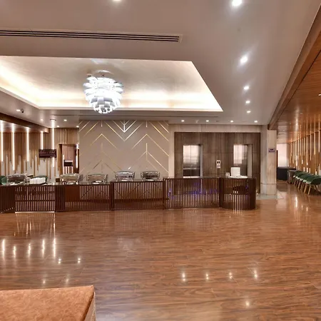 Hotel Suba International Sahar Road 4*