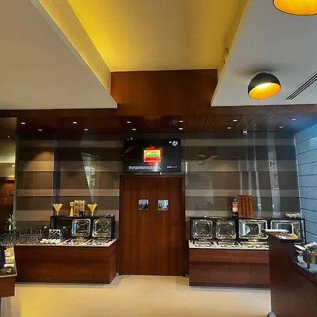 Suba International Sahar Road Hotel 4*