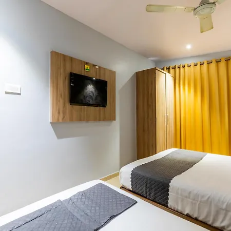 Lotus Grand Near International Airport Bed & Breakfast Mumbai
