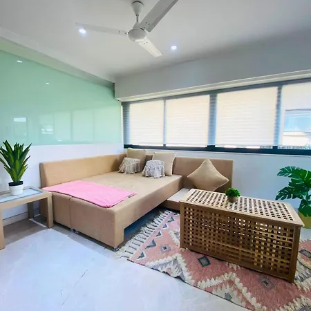 Kakad Classic 5, 16th Rd, Pali Village, Khar West By Connekt Homes