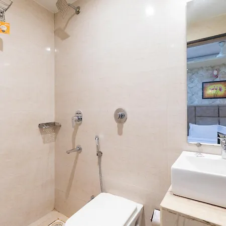 Lotus Grand Near International Airport 3* Mumbai