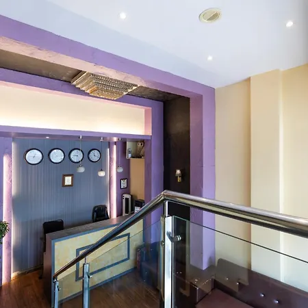 Bed & Breakfast Lotus Grand Near International Airport 3*