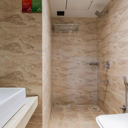 Bed & Breakfast Lotus Grand Near International Airport 3*