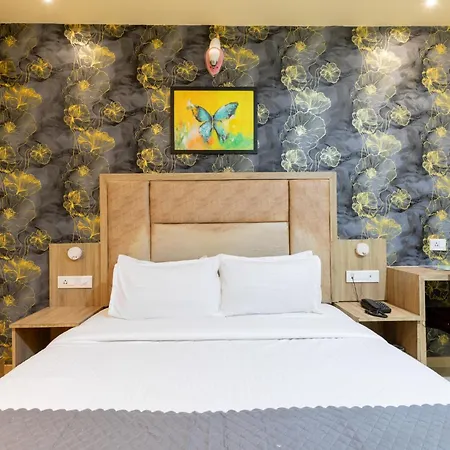Lotus Grand Near International Airport 3* Mumbai