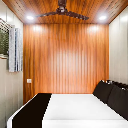 Hotel O Ulhasnagar Railway Junction Formerly Garden 4*