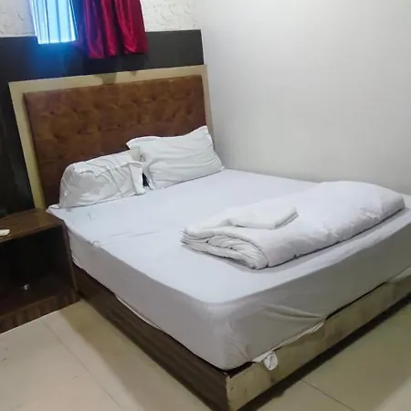 New Blue Sapphire Residency Hotel
