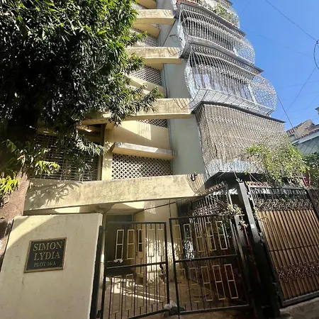 Connekthomes - Simon Lydia A Sunlit Charm In Bandra, Pali Village Apartment Mumbai