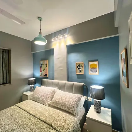Apartment Connekthomes - Simon Lydia A Sunlit Charm In Bandra, Pali Village *