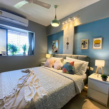 Apartment Connekthomes - Simon Lydia A Sunlit Charm In Bandra, Pali Village Mumbai