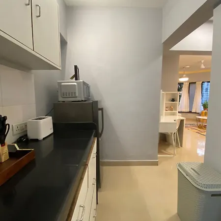 Apartment Simon Lydia 3 - A Bliss Nest In Bandra, Pali Village By Connekt Homes