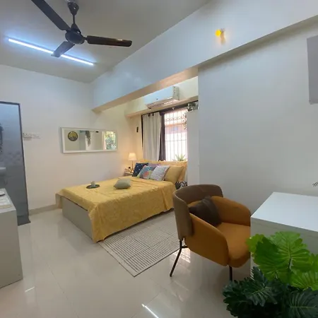 Apartment Dawn - A Spacious Modern In Bandra At Almeida Park By Connekt Homes