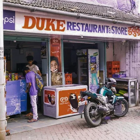 Connekthomes - Saba Heritage Charming In Bandra West *
