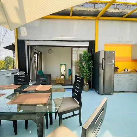 Connekthomes - Saba Heritage Charming In Bandra West * Mumbai