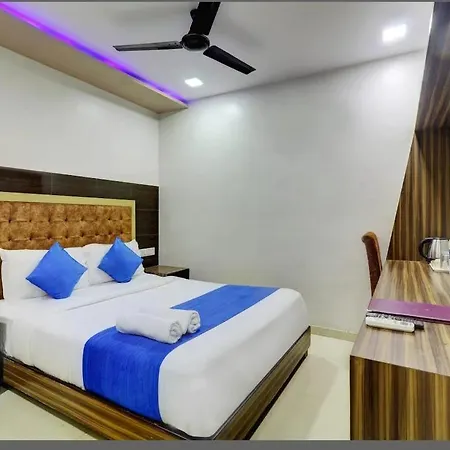 Hotel New Blue Sapphire Residency 3*