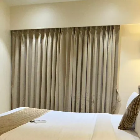 Hotel Shine Hospitality Residency *