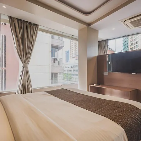 Aura - Near Malad Link Road