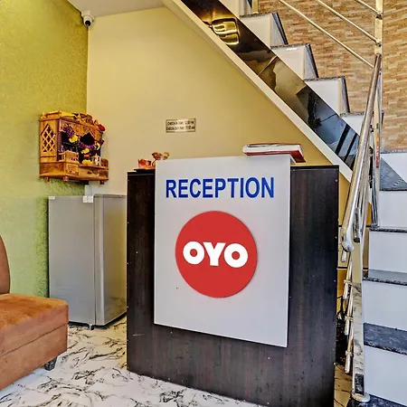 Oyo Flagship Nine Hills Hotel 3*