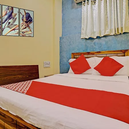 Oyo Flagship Nine Hills Mumbai