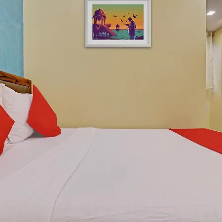 Oyo Flagship Nine Hills Mumbai